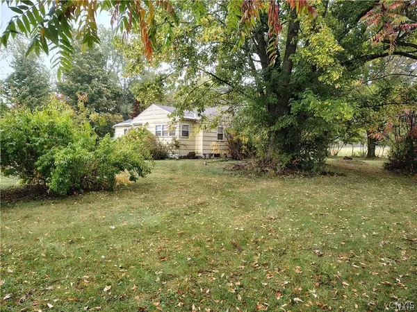 $99,900 | 6068 Shed Road, Westmoreland, NY 13440