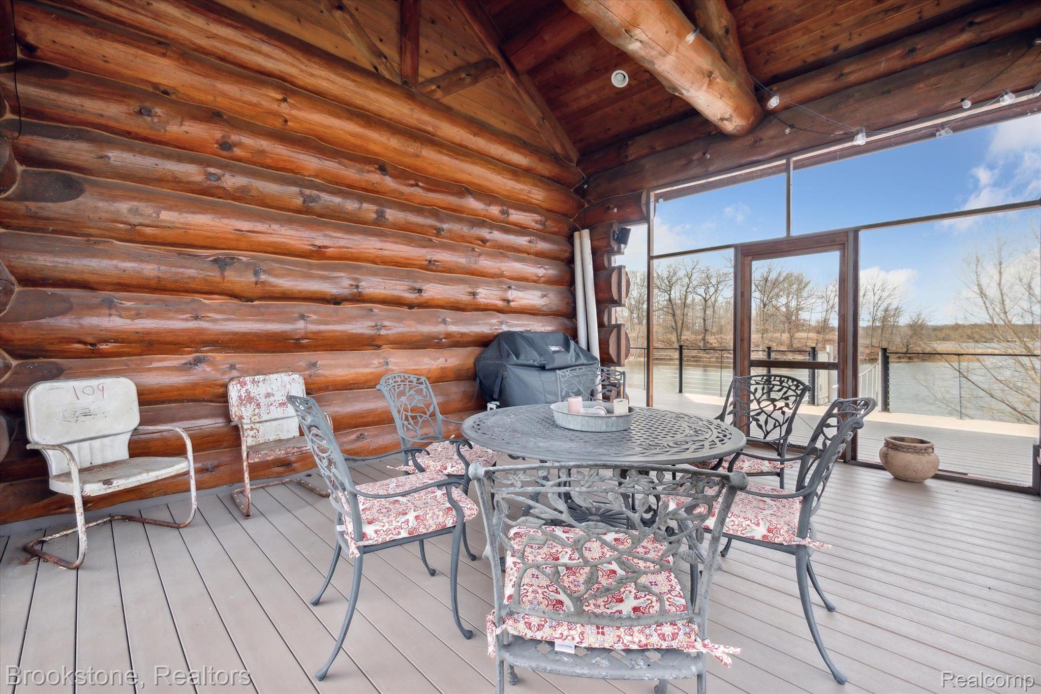 8695 Ellis Road Clarkston, MI 48348 - Photo 53 of 69 Perfect place for entertaining on summer evenings
