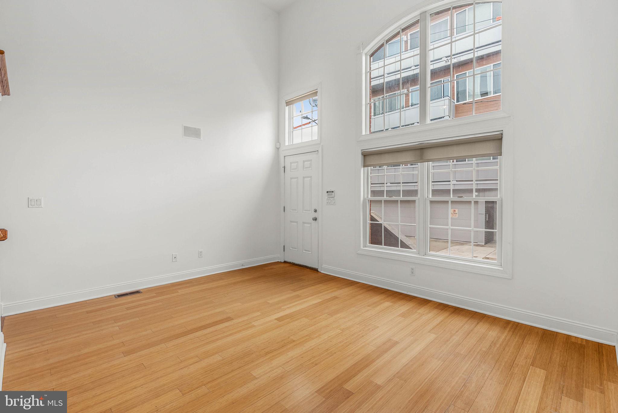 1007 North 3rd Street, Unit D Philadelphia, PA 19123 - Photo 21 of 34