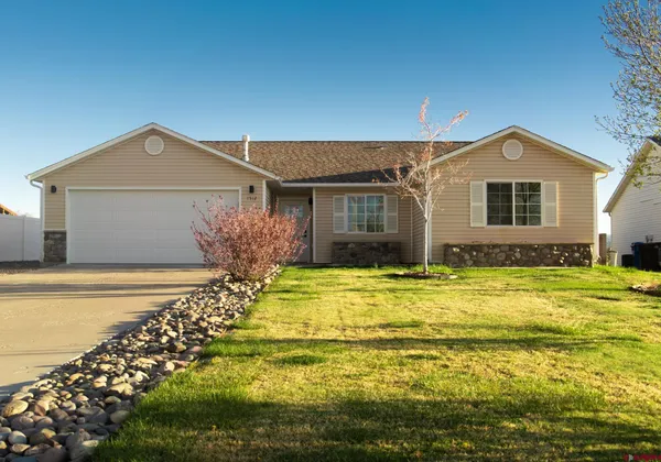 $469,000 | 1512 Branding Iron Drive, Montrose, CO 81401