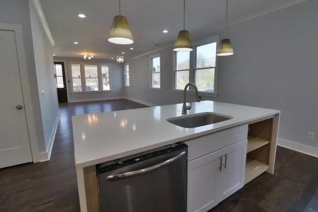 $2,700 | 628 Shelby Avenue, Unit B, Nashville, TN 37206