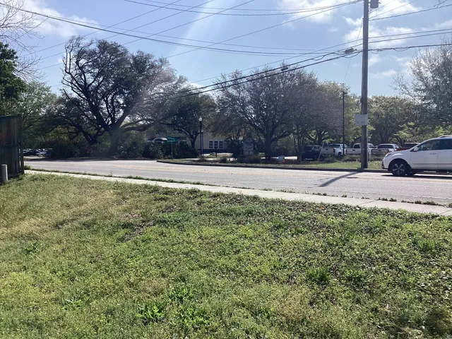 $525,000 | 1602 Rifle Range Road, Mount Pleasant, SC 29464