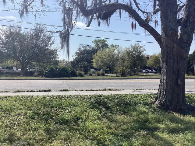 $525,000 | 1602 Rifle Range Road, Mount Pleasant, SC 29464