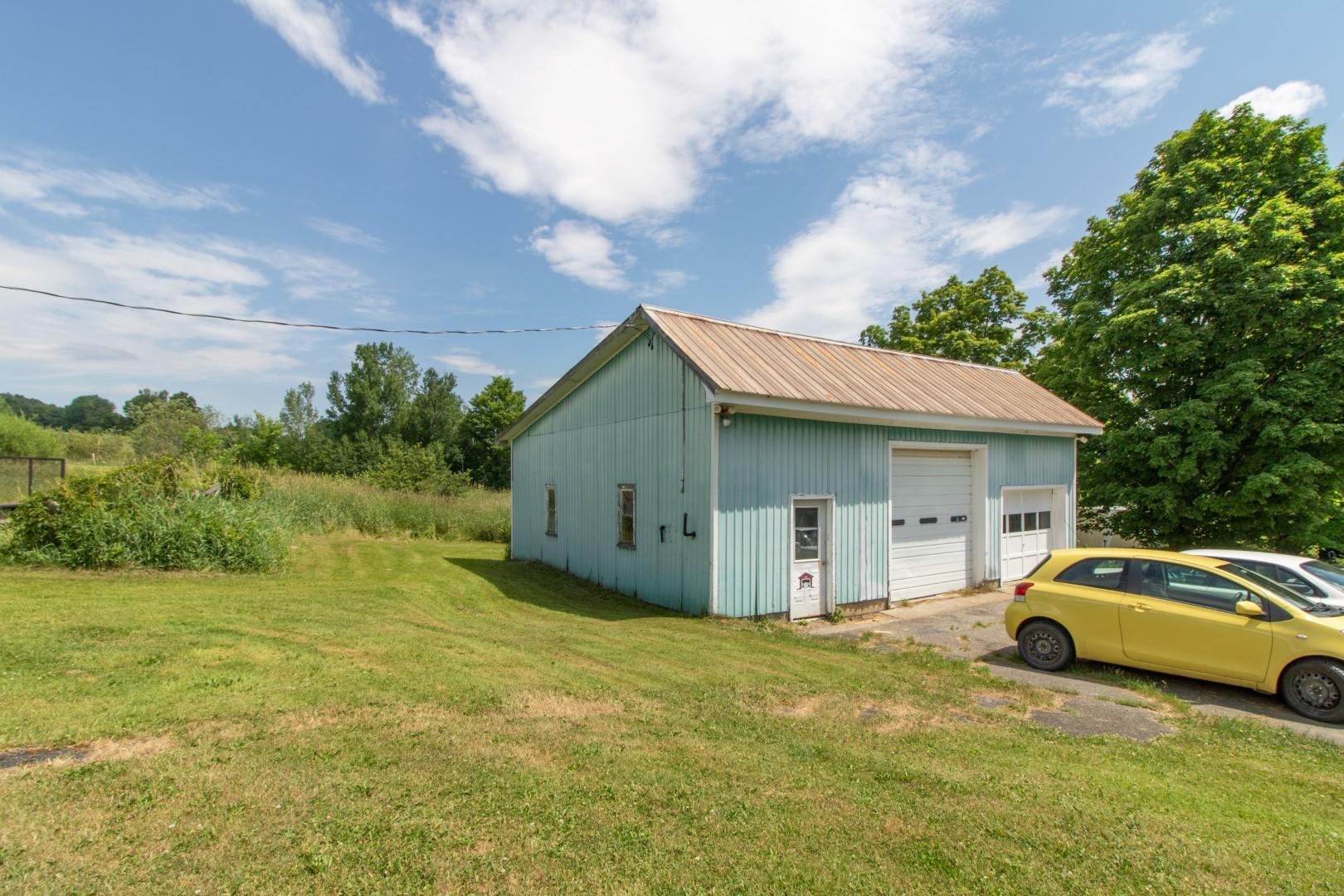 957 Lake Region Road Orleans, VT 05860 - Photo 31 of 40