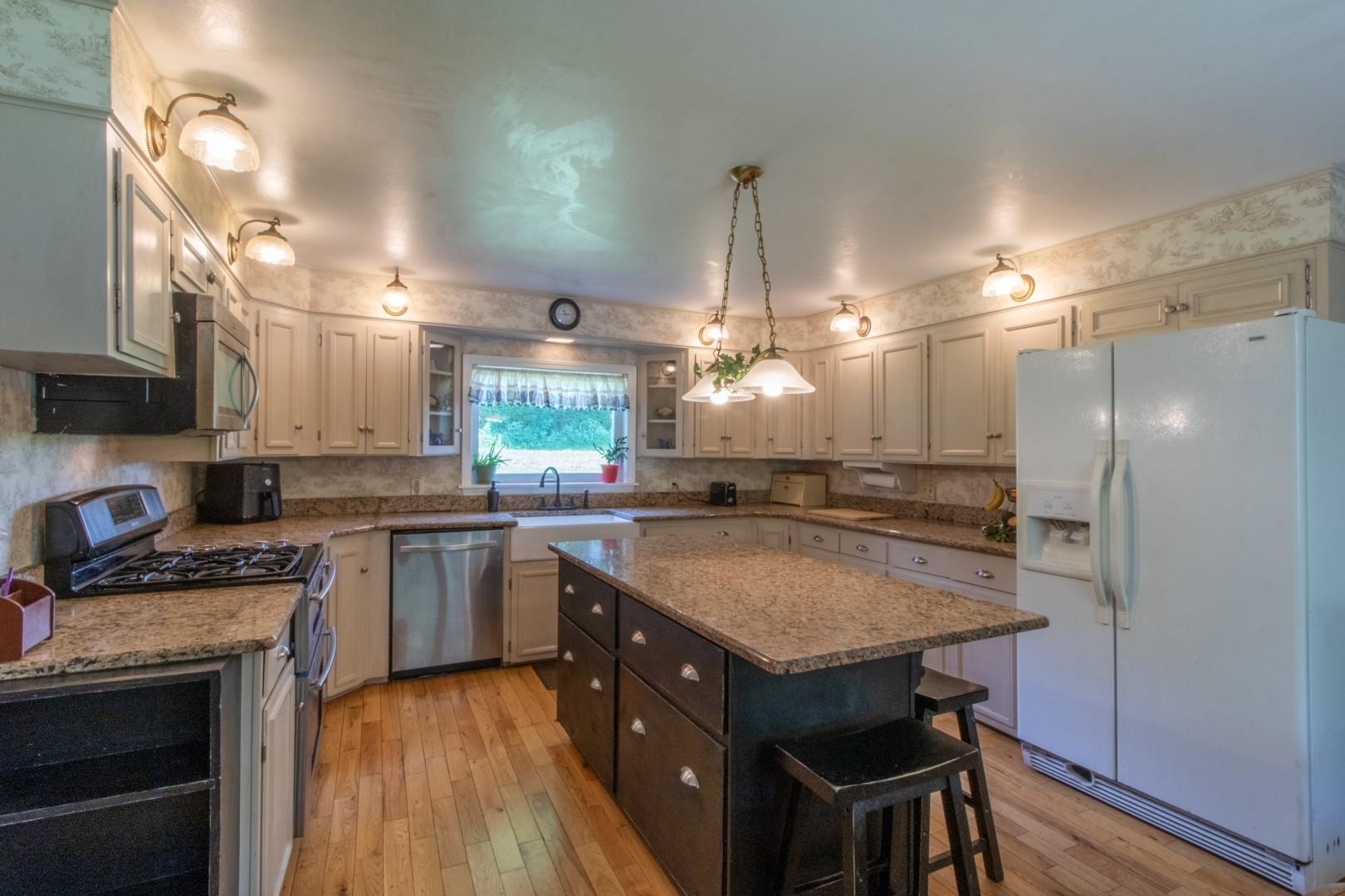 957 Lake Region Road Orleans, VT 05860 - Photo 35 of 40