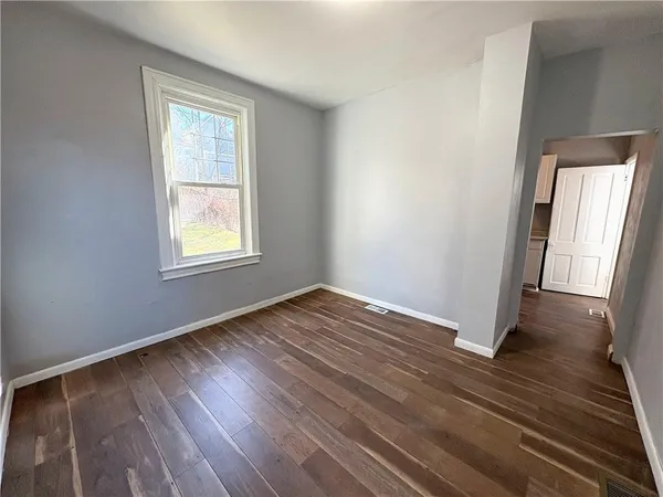 $1,250 | 1020 Lakewood Street, Pittsburgh, PA 15220