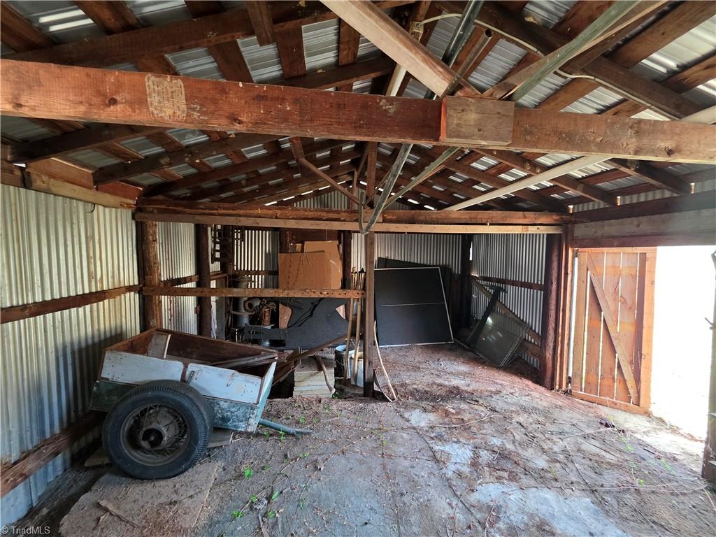 2797 Harper Road Clemmons, NC 27012 - Photo 25 of 26 Barn