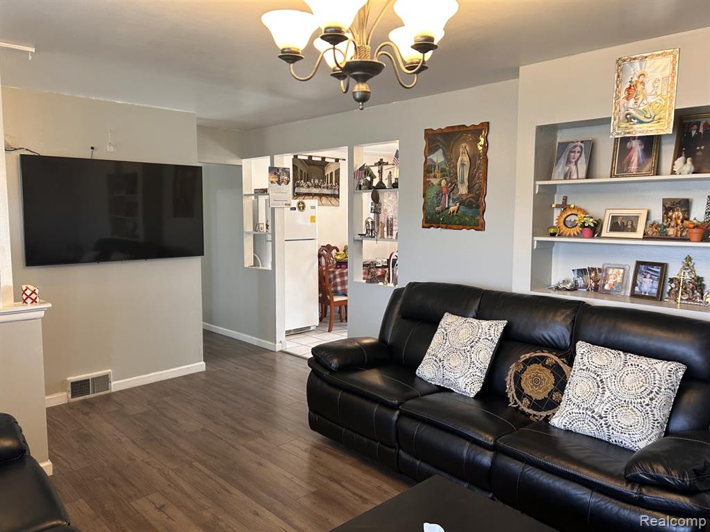 3036 East 11 Mile Road Warren, MI 48091 - Photo 11 of 25 Gallery Image 11