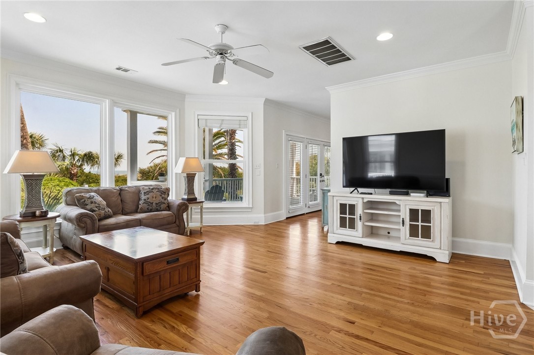 29 Taylor Street Tybee Island, GA 31328 - Photo 12 of 60