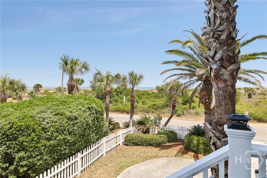 29 Taylor Street Tybee Island, GA 31328 - Photo 4 of 60