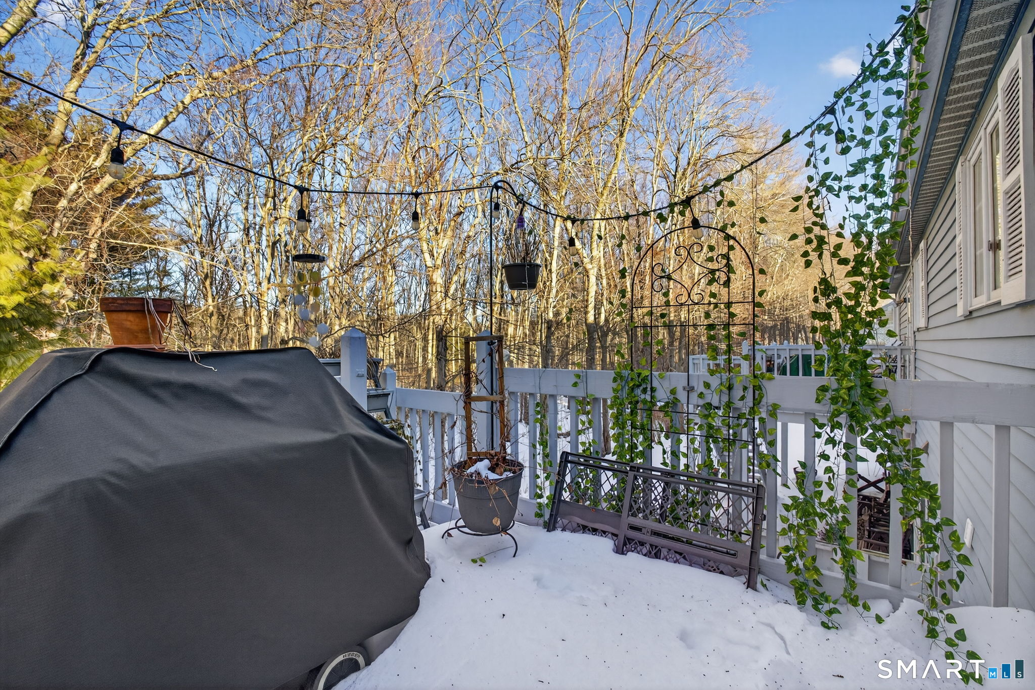 81 Founders Village, Unit 81 Clinton, CT 06413 - Photo 29 of 29 a view of a house with a yard