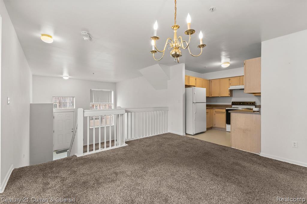 4255 Schaefer Road Dearborn, MI 48126 - Photo 4 of 23