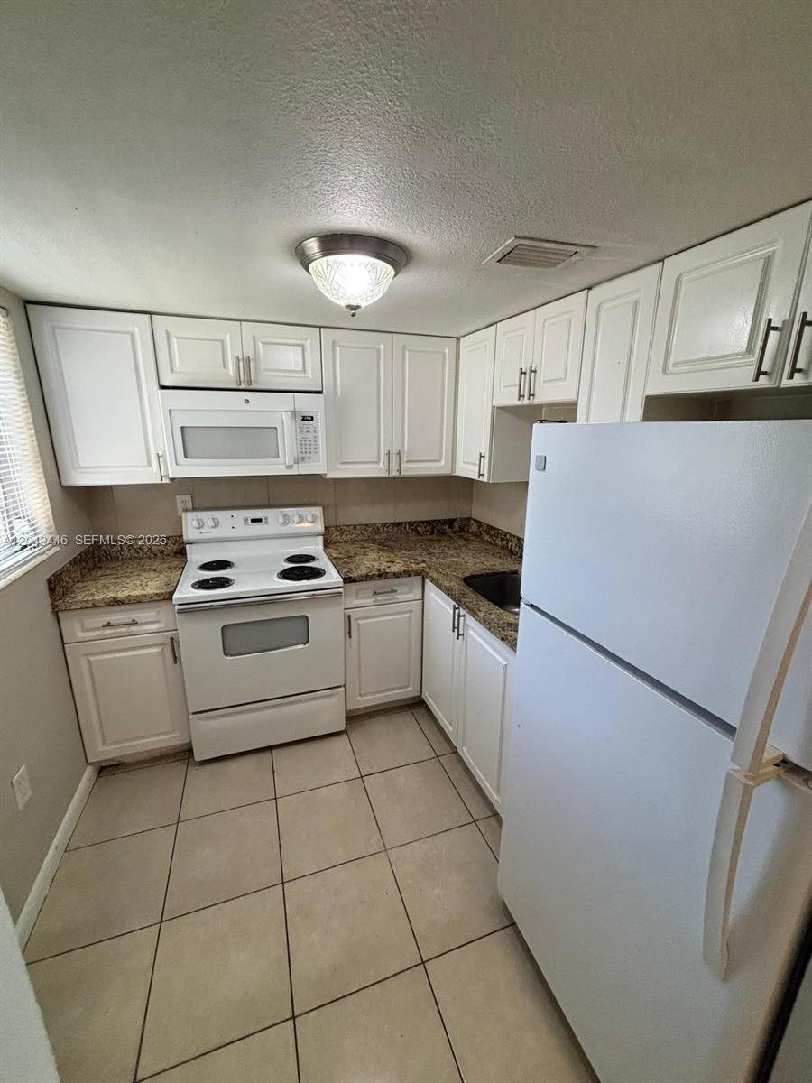 3050 South Dixie Highway, Unit 402 Miami, FL 33133 - Photo 2 of 7