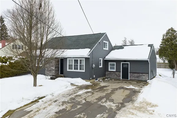 $259,900 | 136 Forrest Street, Deerfield, NY 13502