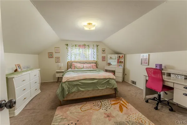 $259,900 | 136 Forrest Street, Deerfield, NY 13502