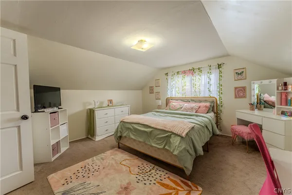 $259,900 | 136 Forrest Street, Deerfield, NY 13502