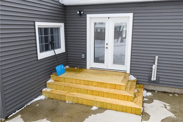 $259,900 | 136 Forrest Street, Deerfield, NY 13502