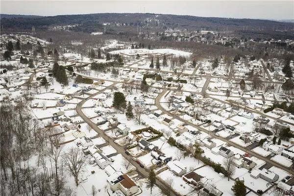 $259,900 | 136 Forrest Street, Deerfield, NY 13502