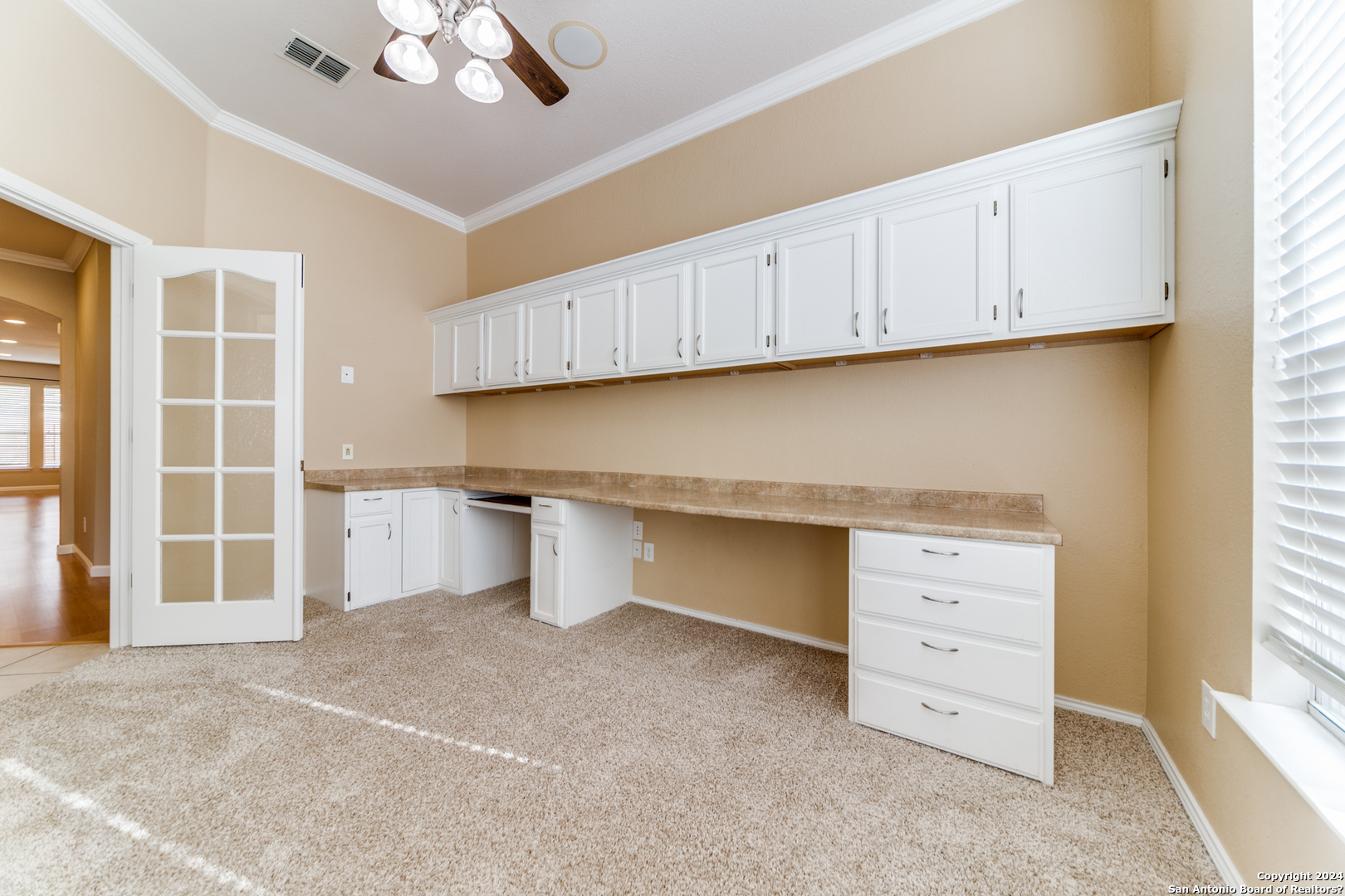 105 Winding Path Boerne, TX 78006 - Photo 4 of 17