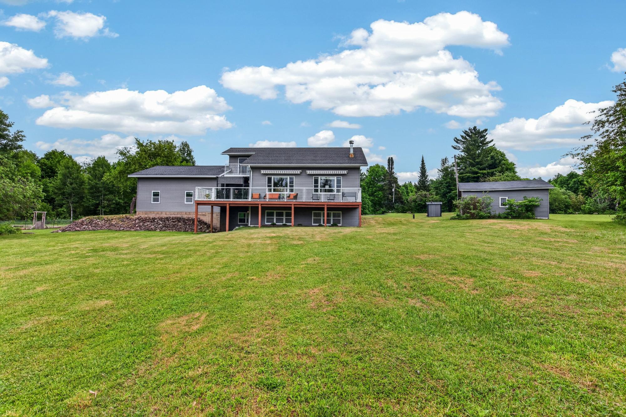 5601 W Baldovin Road Hurley, WI 54534 - Photo 3 of 40 Gallery Image 3