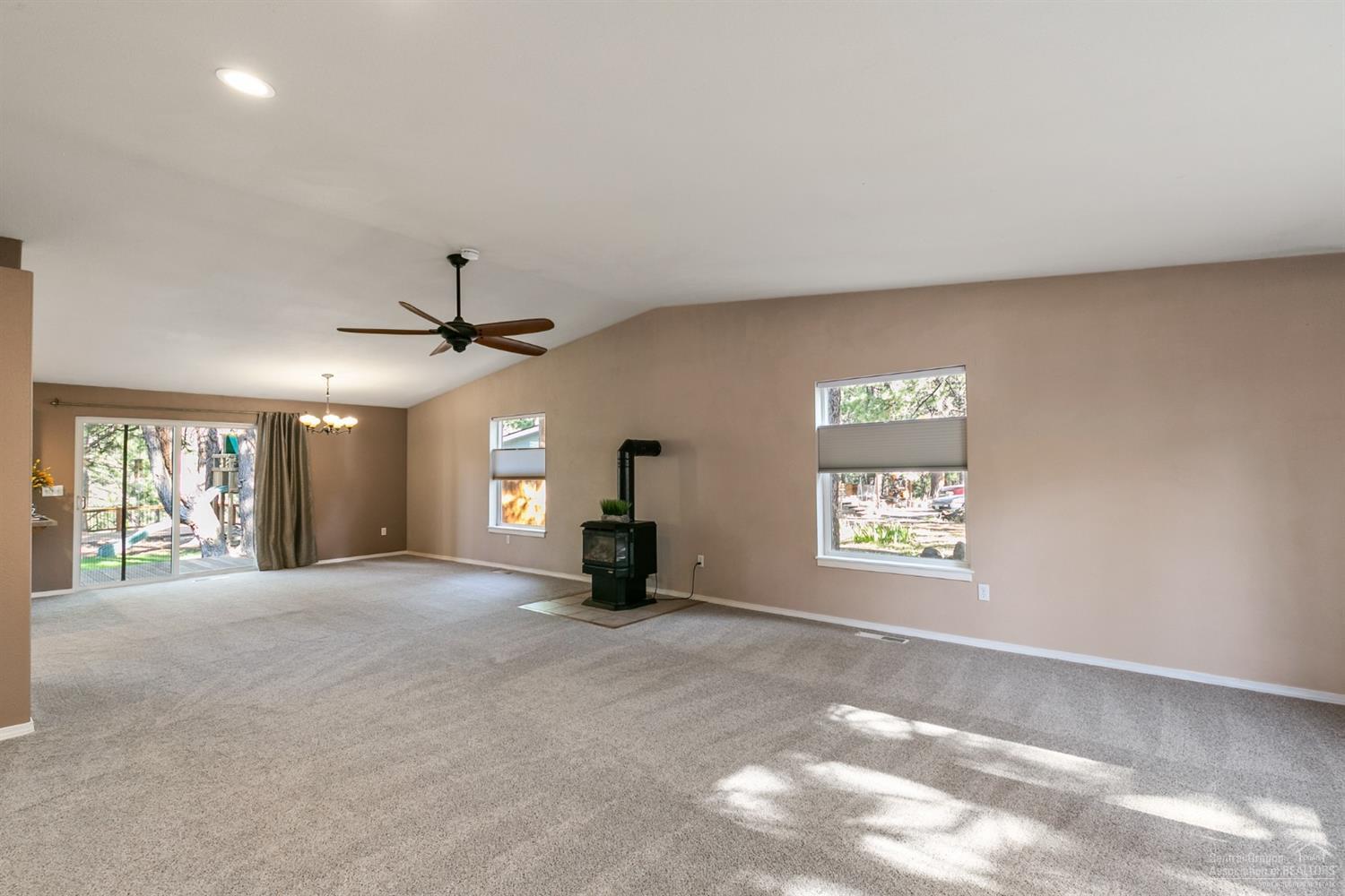 19026 Choctaw Road Bend, OR 97702 - Photo 5 of 23 New carpet throughout the home for you t