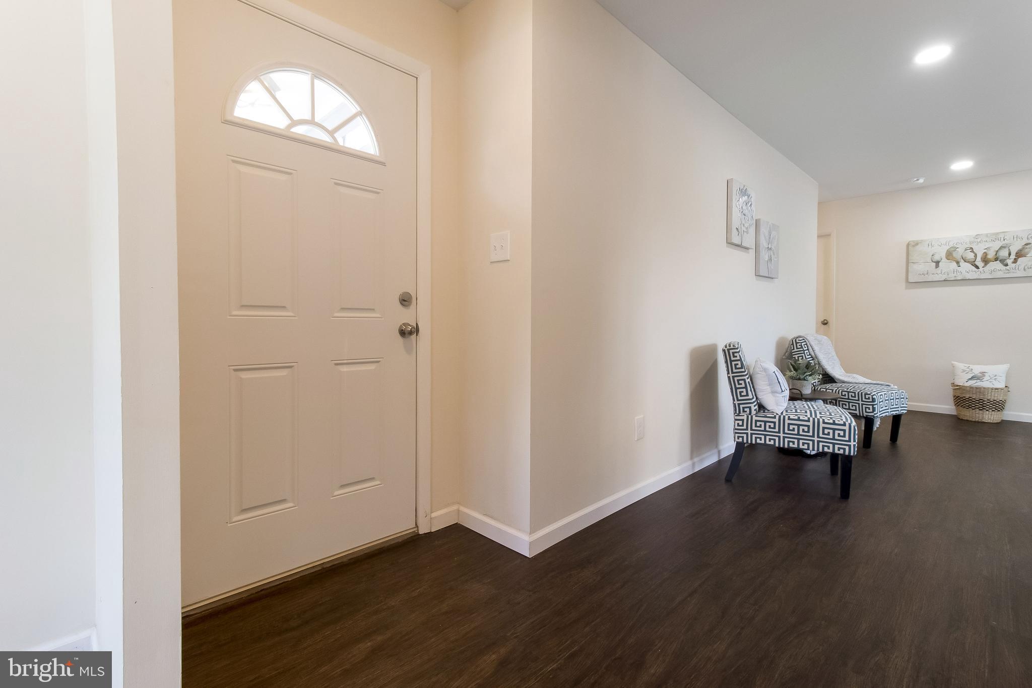 7171 Fairbrook Road Baltimore, MD 21244 - Photo 4 of 39