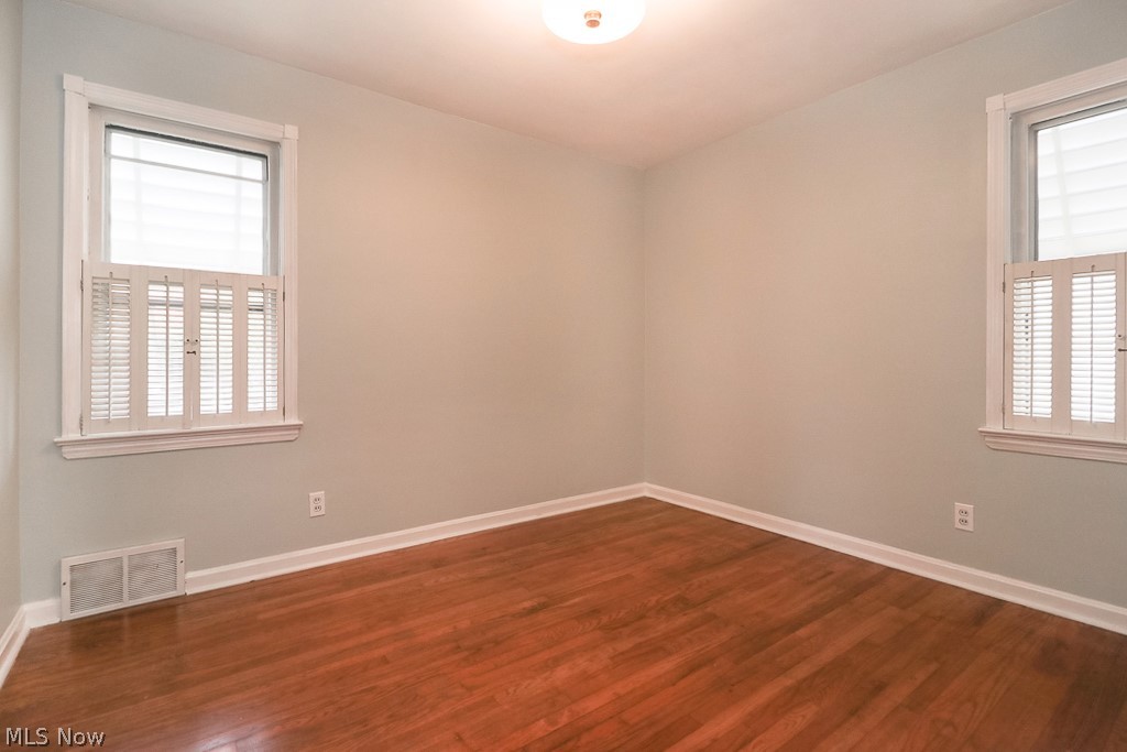11436 Chester Road Cleveland, OH 44125 - Photo 18 of 26