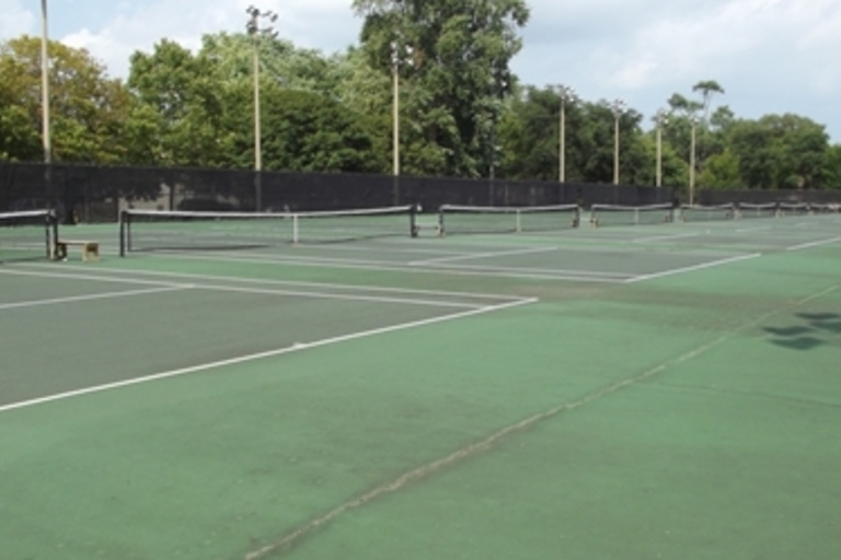 446 East 90th Street Chicago, IL 60619 - Photo 36 of 36 a view of a tennis court
