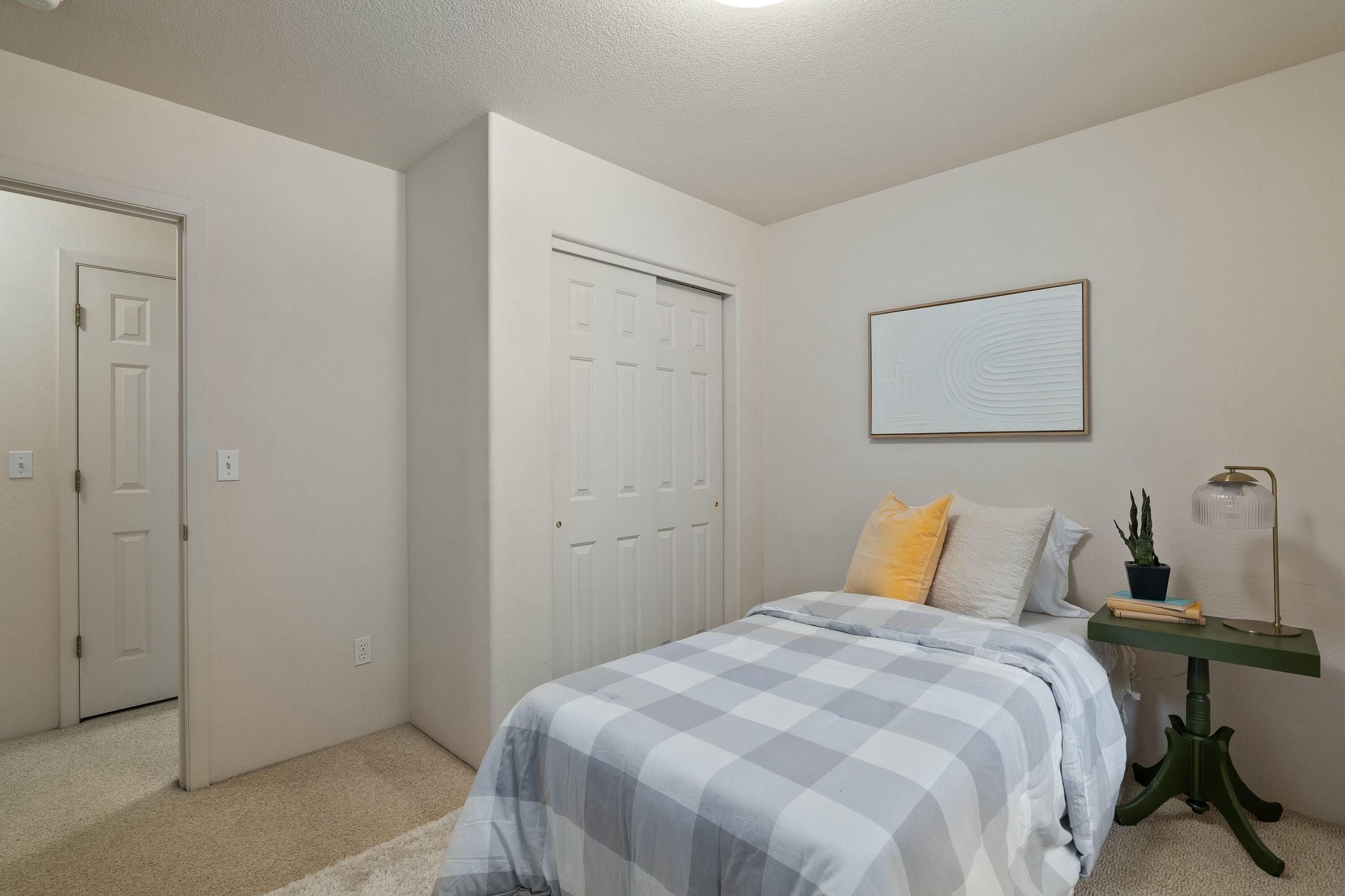 11460 Lower River Road Grants Pass, OR 97526 - Photo 25 of 49 Bedroom Downstairs