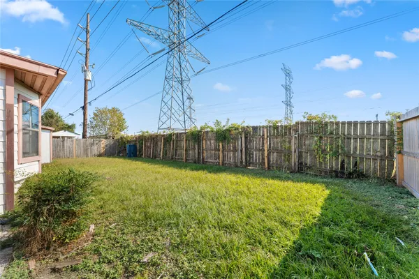 $1,950 | 9723 Cedar Bluff Drive, Houston, TX 77064