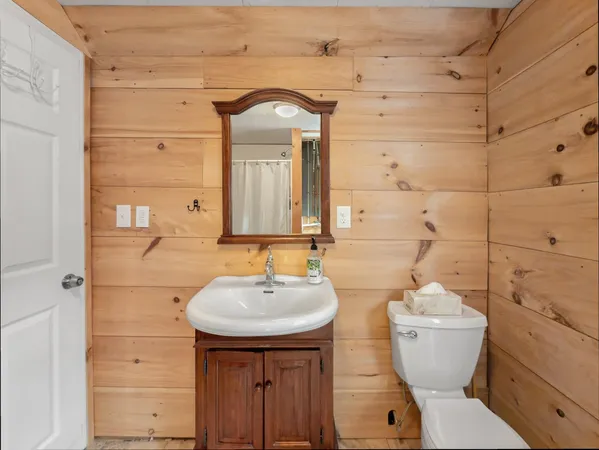 $315,000 | 777 Tenney Pond Road, Newbury, VT 05081
