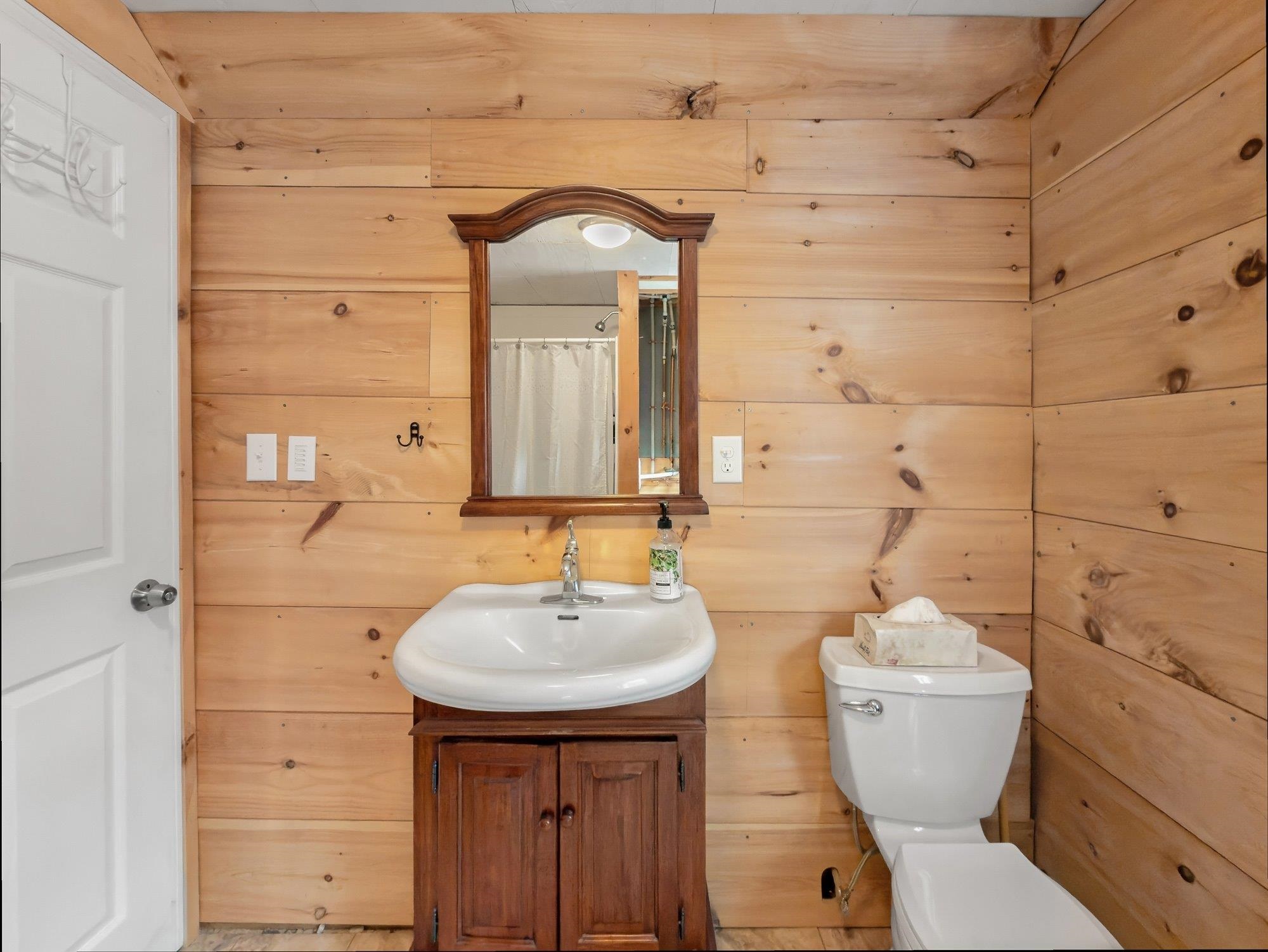 777 Tenney Pond Road Newbury, VT 05081 - Photo 15 of 36