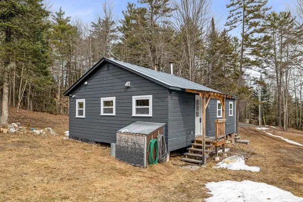 $315,000 | 777 Tenney Pond Road, Newbury, VT 05081