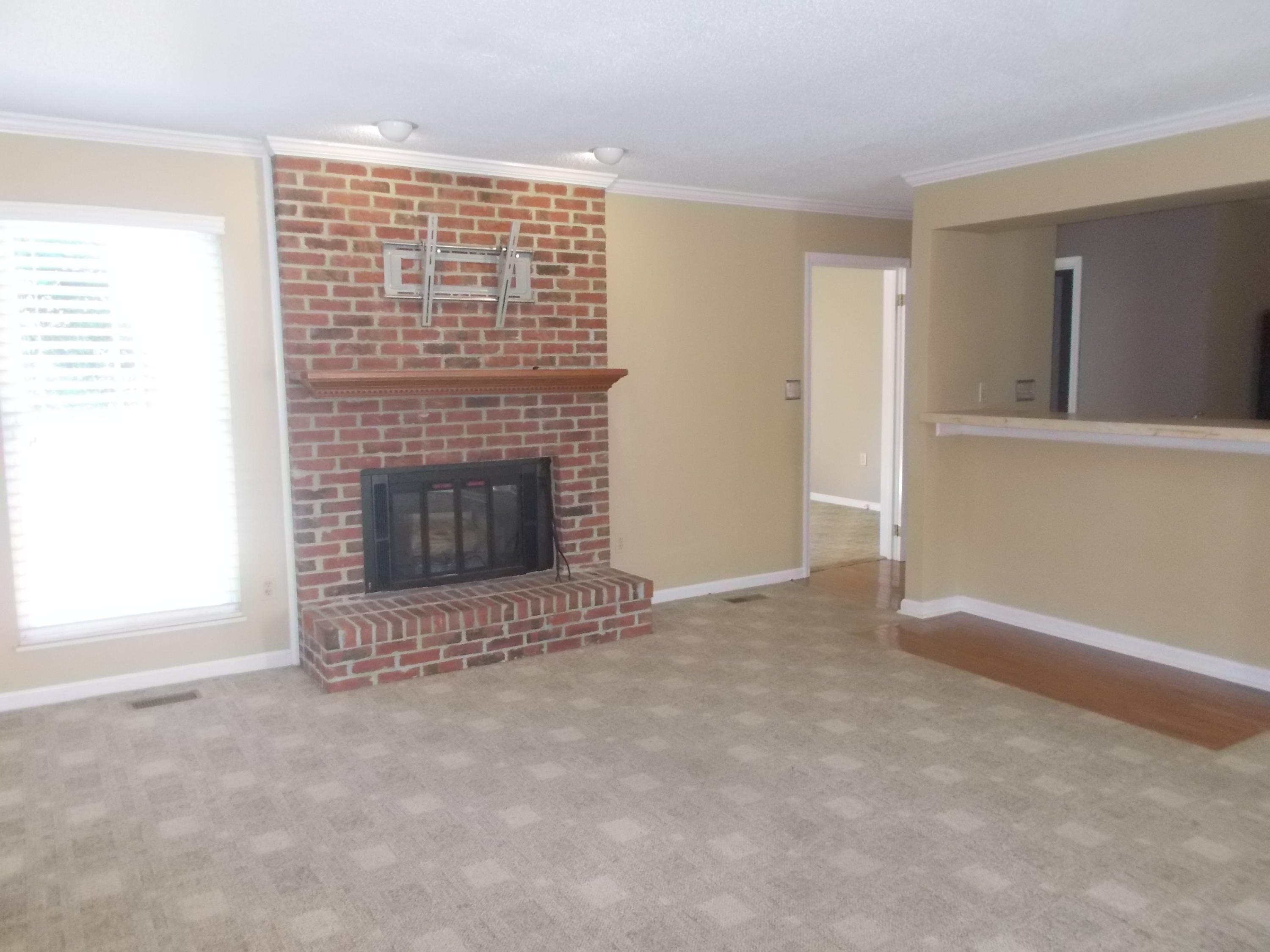 8908 Colchester Ridge Road Knoxville, TN 37922 - Photo 4 of 14 DSCN3693