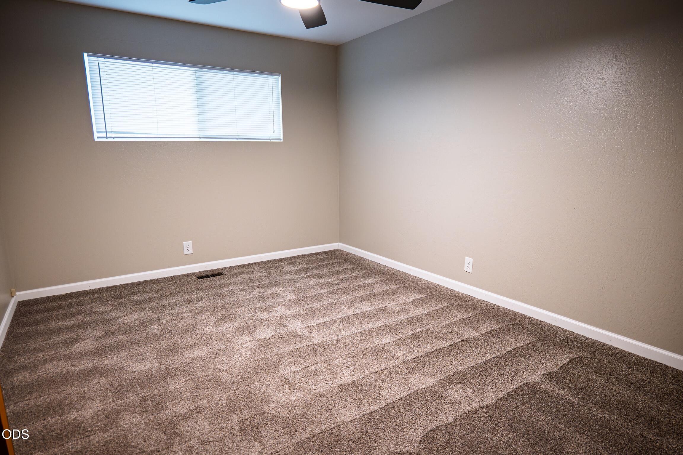 2750 Granite Hill Road Grants Pass, OR 97526 - Photo 28 of 47