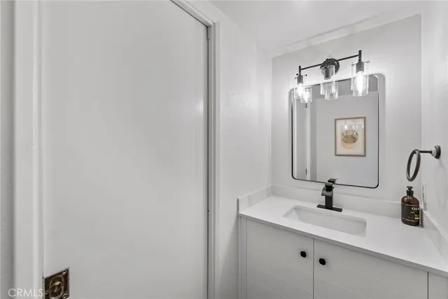 $1,988,000 | 7 Boone, Irvine, CA 92620