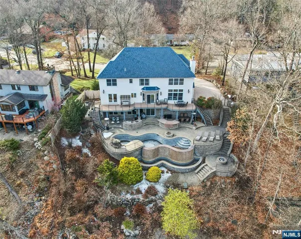 $1,199,000 | 185 Summit Avenue, Pompton Lakes, NJ 07442