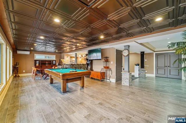 $1,199,000 | 185 Summit Avenue, Pompton Lakes, NJ 07442