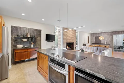 $875,000 | 7320 Walling Lane, Dallas, TX 75231