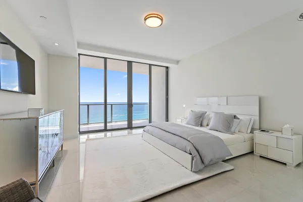 $2,875,000 | 3100 North Ocean Drive, Unit H1603, Singer Island, FL 33404