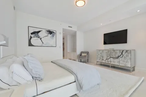 $2,875,000 | 3100 North Ocean Drive, Unit H1603, Singer Island, FL 33404