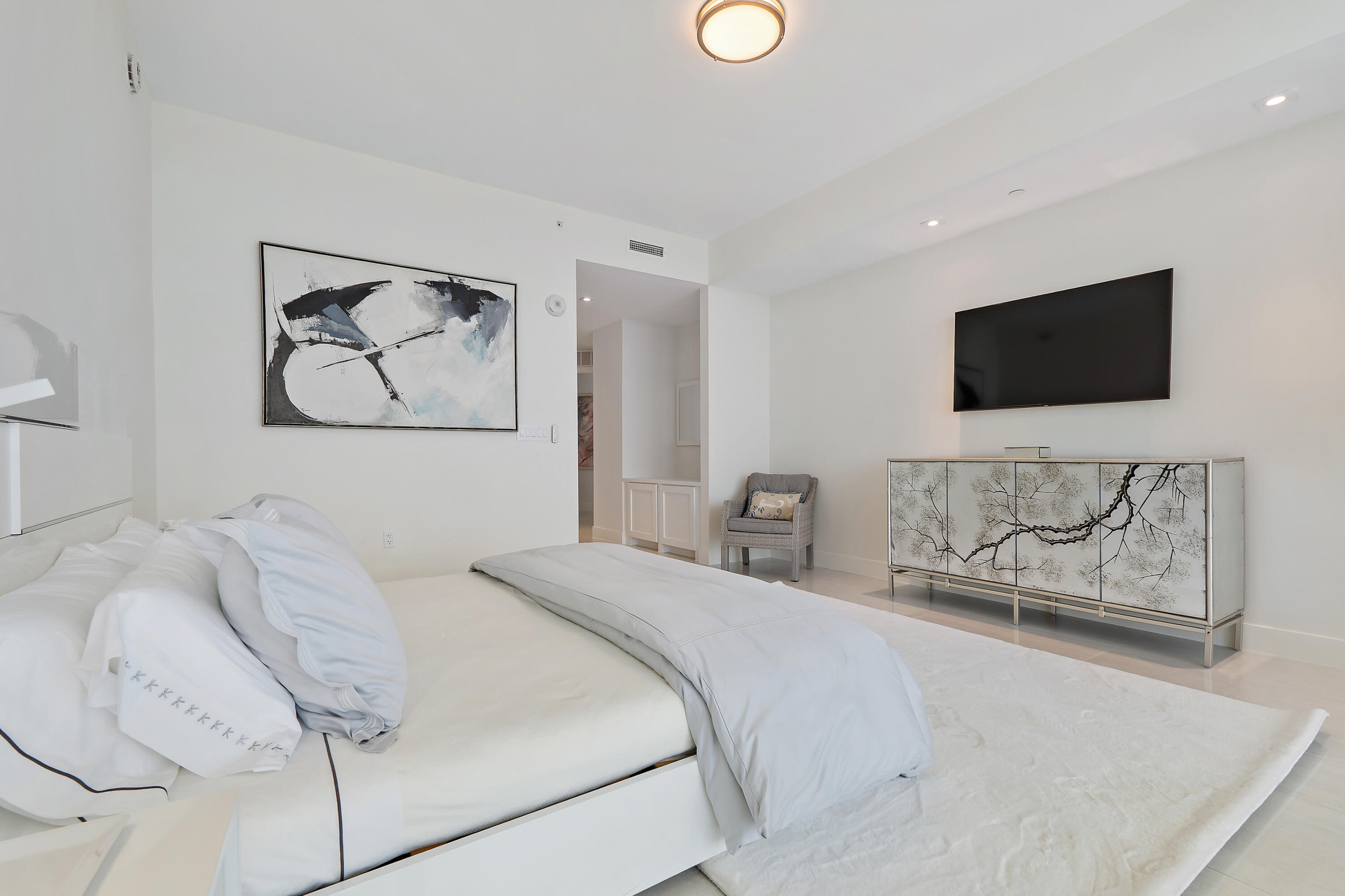 3100 North Ocean Drive, Unit H1603 Singer Island, FL 33404 - Photo 18 of 45 Amrit H1603_Primary Suite 1
