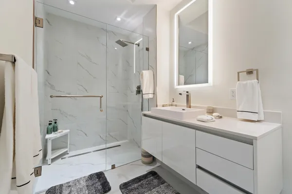 $2,875,000 | 3100 North Ocean Drive, Unit H1603, Singer Island, FL 33404