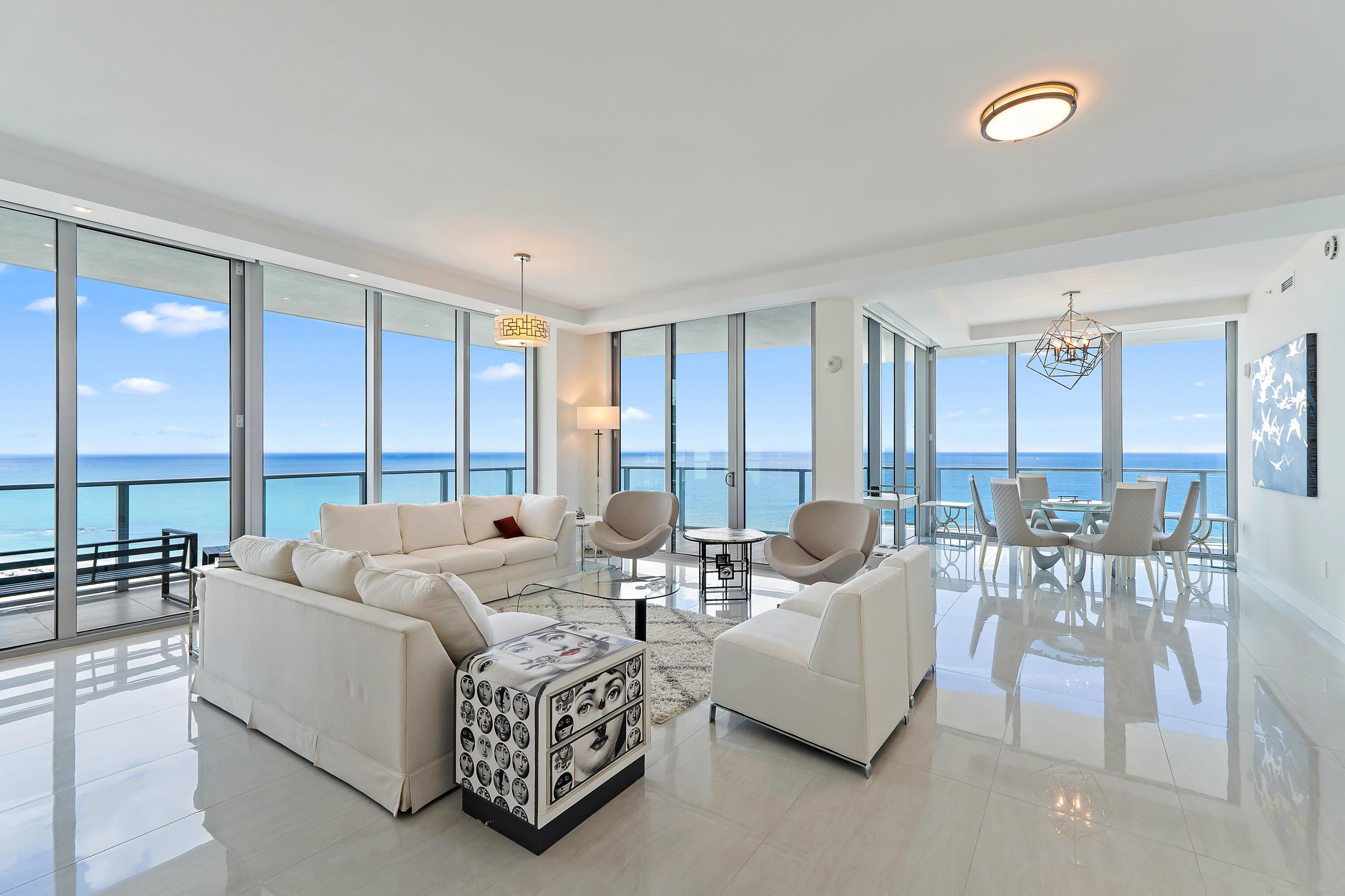 3100 North Ocean Drive, Unit H1603 Singer Island, FL 33404 - Photo 4 of 45 Amrit H1603_Living Room
