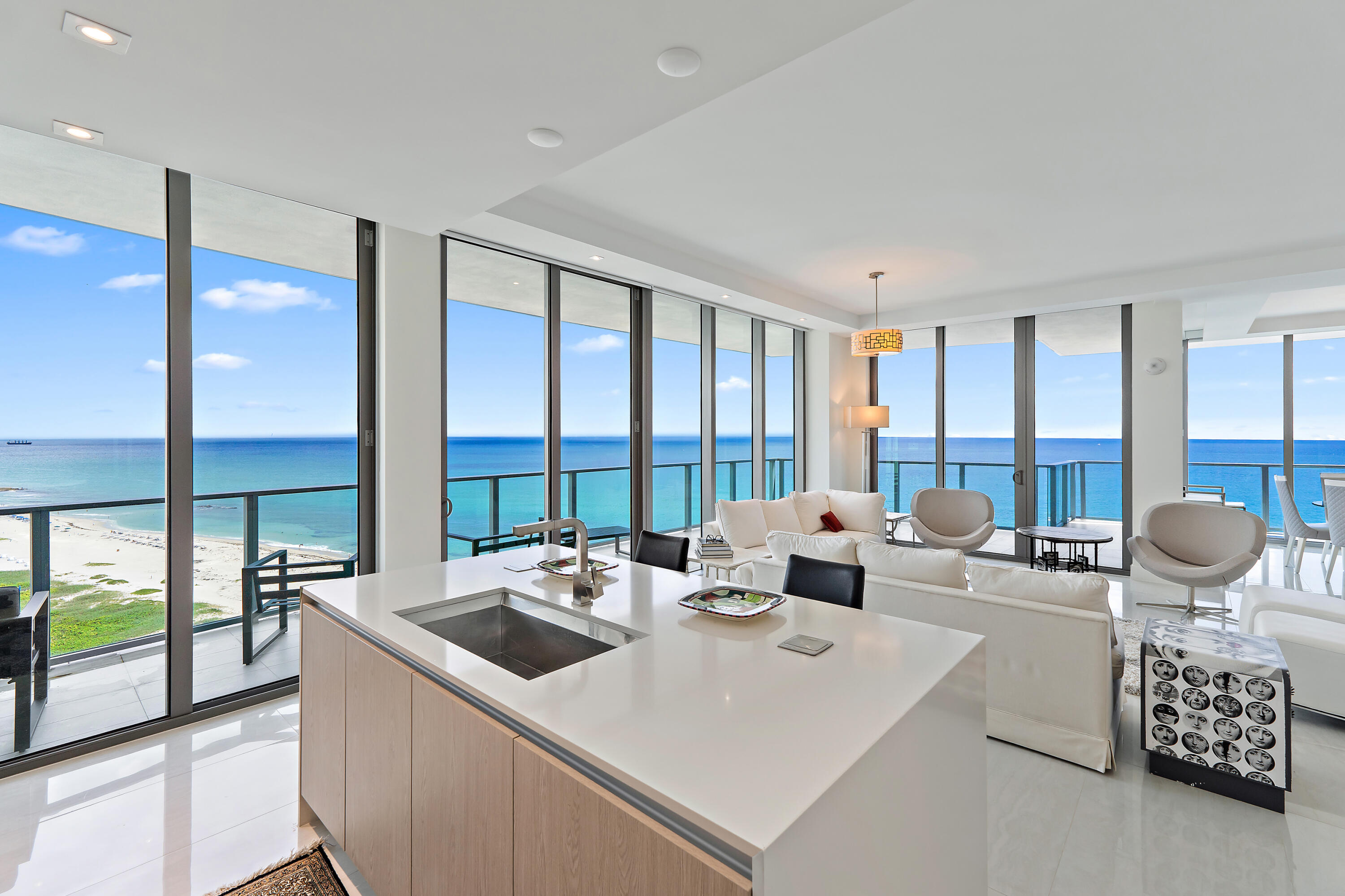 3100 North Ocean Drive, Unit H1603 Singer Island, FL 33404 - Photo 5 of 45 Amrit H1603_Kitchen
