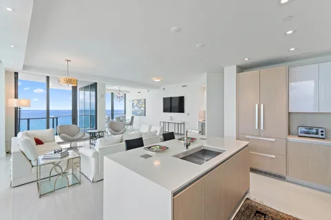 $2,875,000 | 3100 North Ocean Drive, Unit H1603, Singer Island, FL 33404