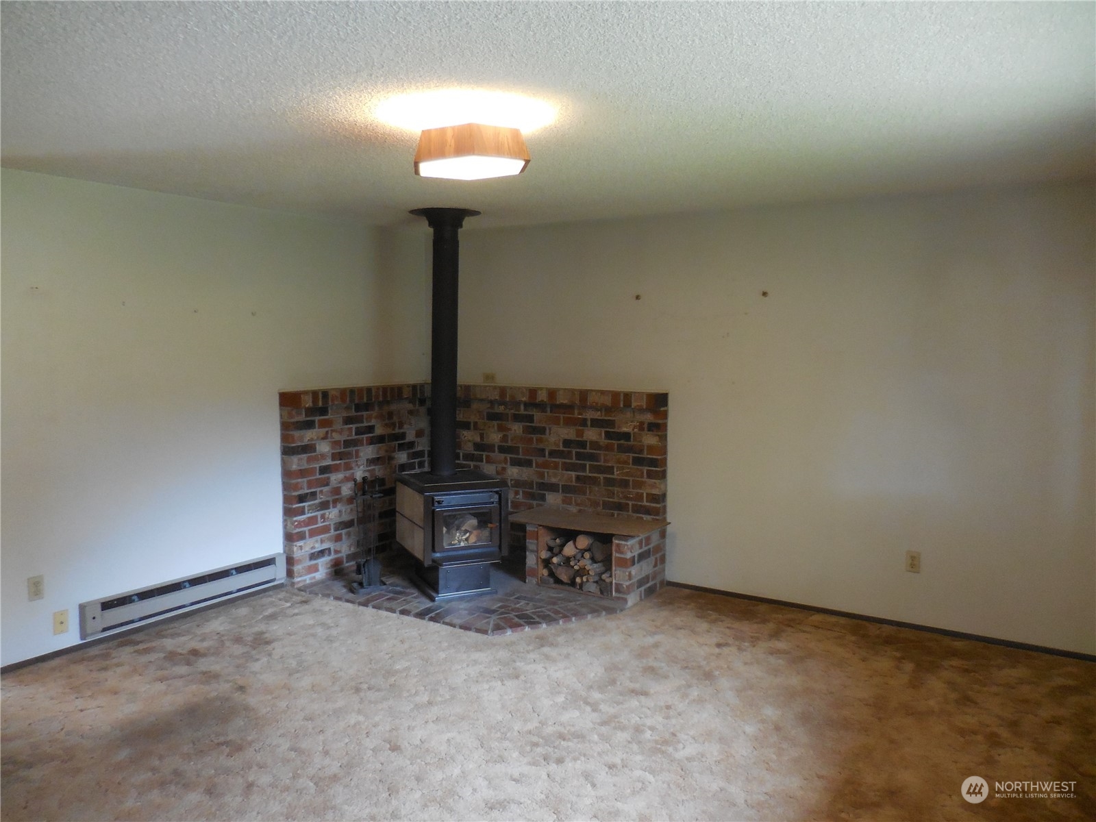 7294 East Collins Road Port Orchard, WA 98366 - Photo 13 of 39 Gallery Image 13