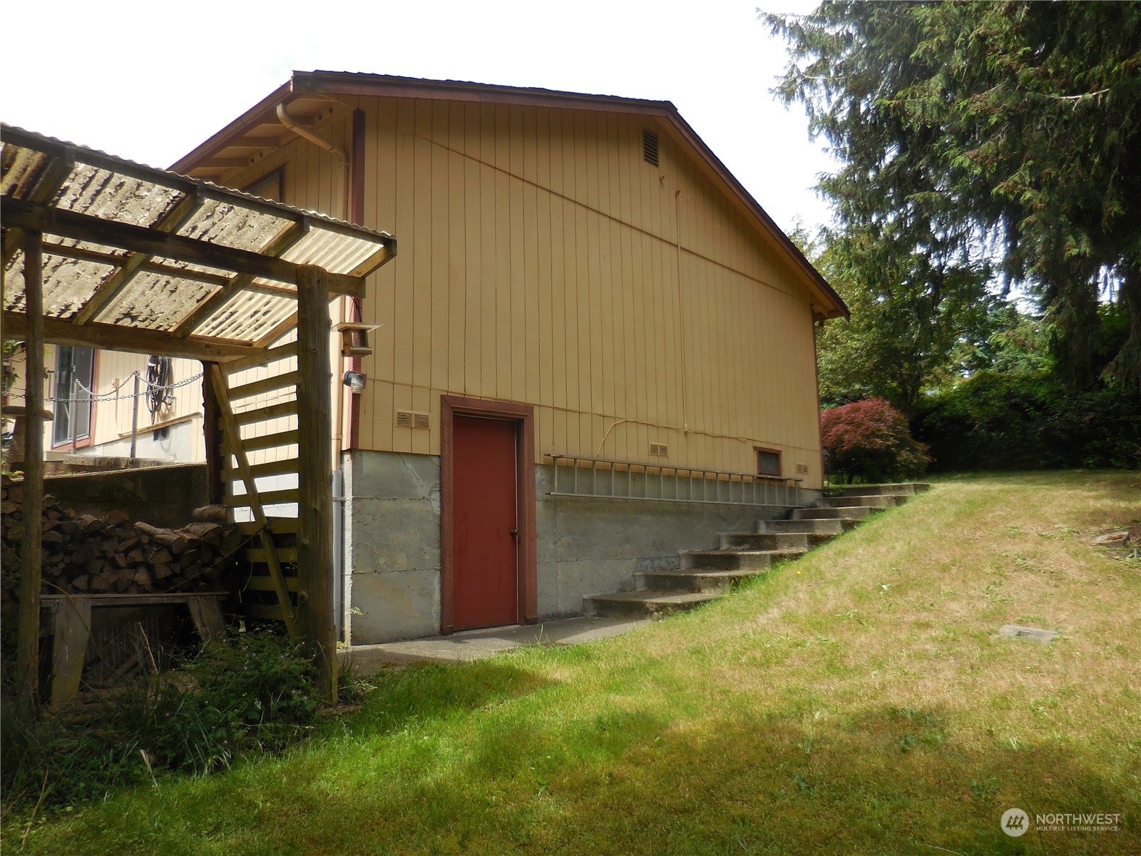 7294 East Collins Road Port Orchard, WA 98366 - Photo 8 of 39 Gallery Image 8