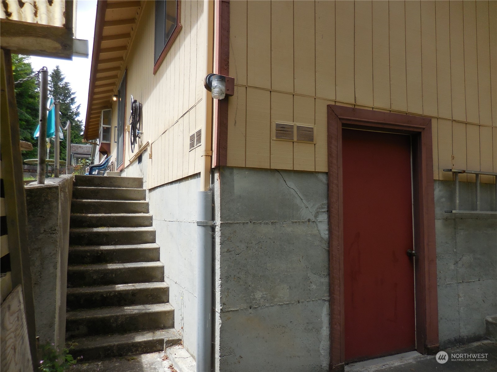 7294 East Collins Road Port Orchard, WA 98366 - Photo 9 of 39 Gallery Image 9