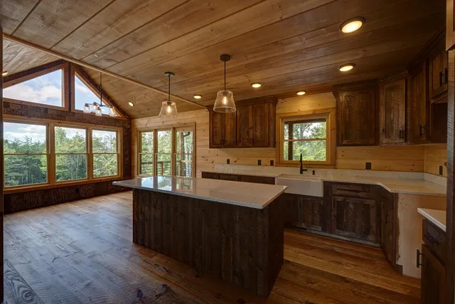 $1,199,000 | 291 Pine Pass Circle, Mineral Bluff, GA 30559